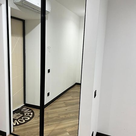 Люкс Апартаменти Район Автовокзалу В Жкарена Та Жк Great House Поблизу Обласноі Лікарні Rivne Eksteriør billede